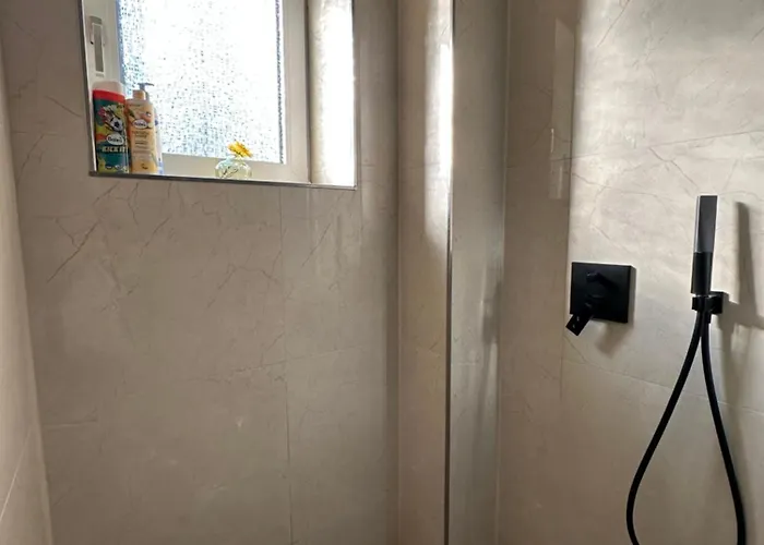 Kleine Moderne 1,5 Zimmerwohnung Essen